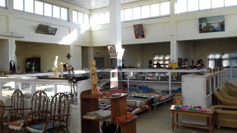 नृवंशविज्ञान संग्रहालय और शिल्प केंद्र बोमडिला - Ethnographic Museum And Craft Center Bomdila in Hindi