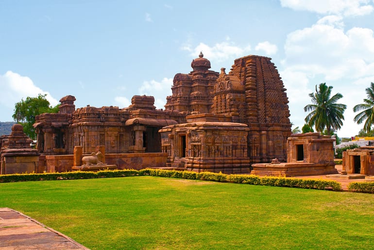 पत्तदकल के प्रसिद्ध ऐतिहासिक स्मारक – Famous historical monuments of Pattadakal in Hindi