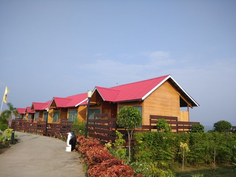 हनुवंतिया टापू की ट्रिप में रुकने के लिए होटल्स – Hotels in Hanwantia island Khandwa in Hindi