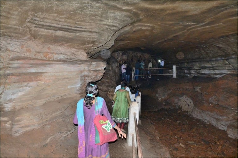 कुटमसार गुफाएं - Kotumsar Cave In Hindi