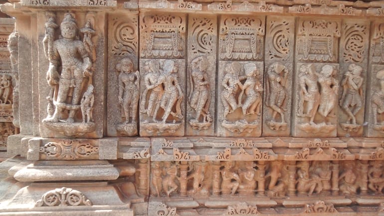 एकलिंगजी मंदिर की वास्तुकला - Architecture of Eklingji Temple in Hindi
