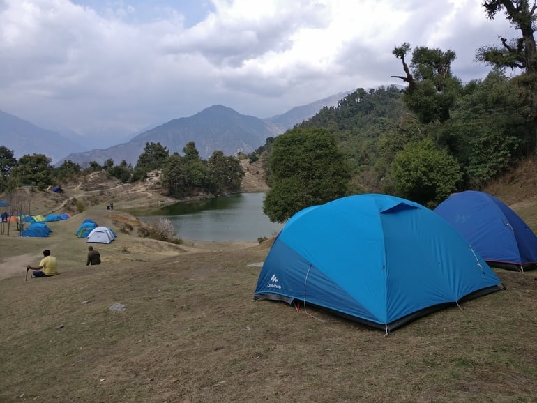 देवरिया ताल कैम्पिंग – Deoria Tal Camping in Hindi