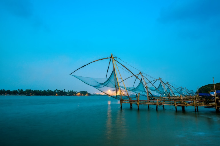 मत्स्य पालन जाल और बैकवाटर – Chinese Fishing Nets and Backwaters In Hindi