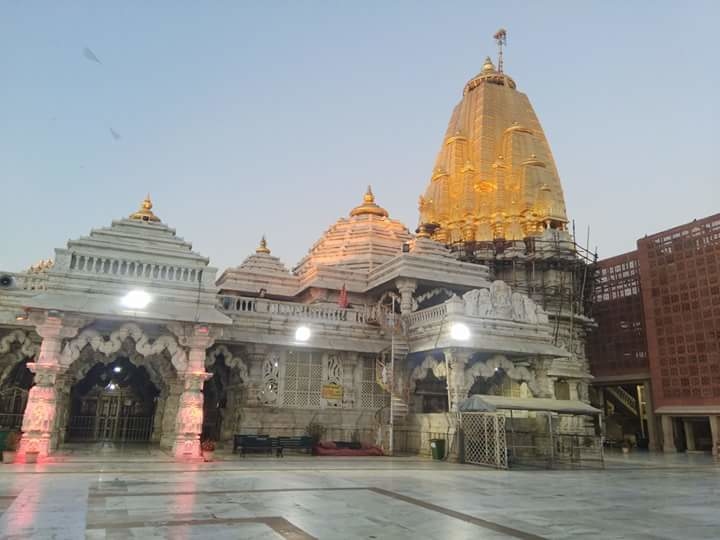 अंबा माता मंदिर गुजरात – Amba Mata Temple Gujarat in Hindi