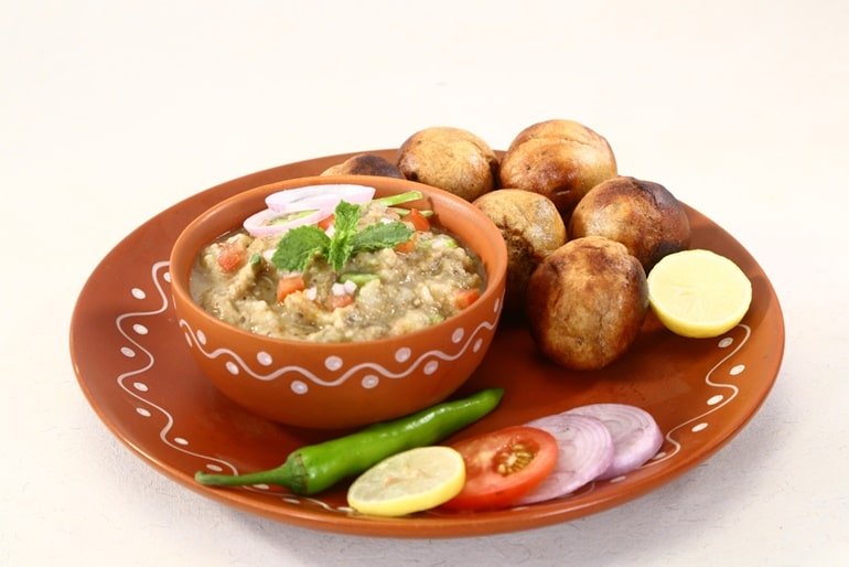 लिट्टी चोखा विहार का सबसे पसंदीदा खाना – Litti Chowkha Bihar in Hindi