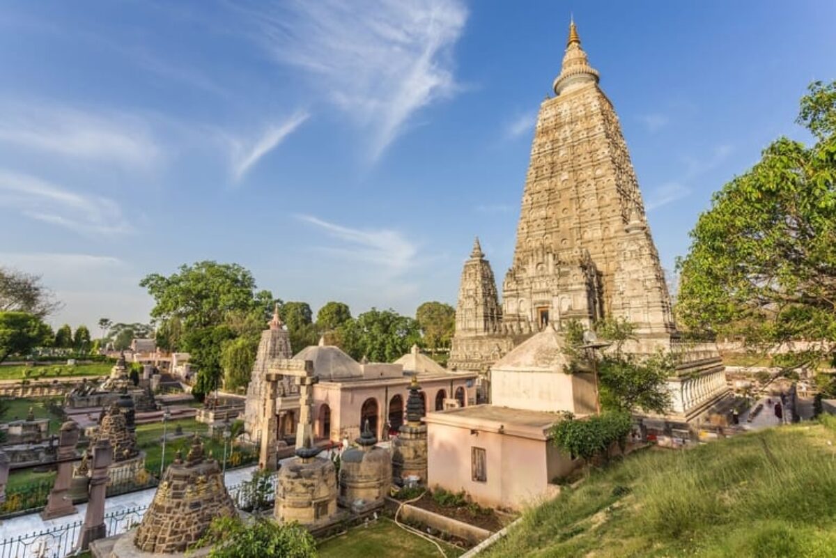 महाबोधि मंदिर बोधगया की पूरी जानकारी – Complete information of Mahabodhi  Temple in Hindi - Holidayrider.Com