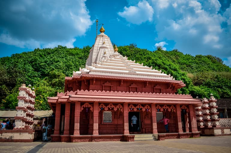गणपतिपुले मंदिर, रत्नागिरी - Ganpatipule Temple, Ratnagiri, Maharashtra in Hindi