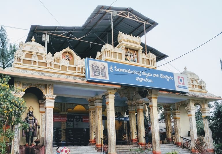 श्री सीता रामचंद्रस्वामी मंदिर - Sita Ramachandraswamy temple in Hindi