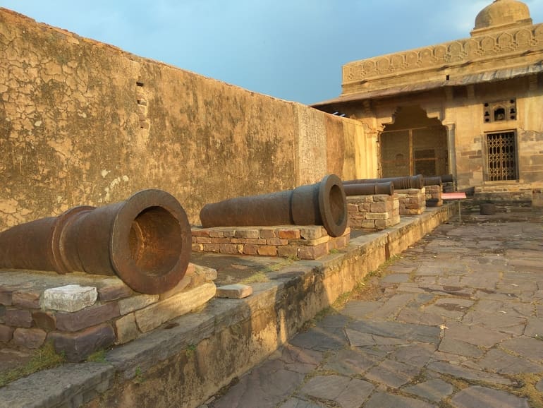 रायसेन के किला का इतिहास - History of Raisen Fort in Hindi