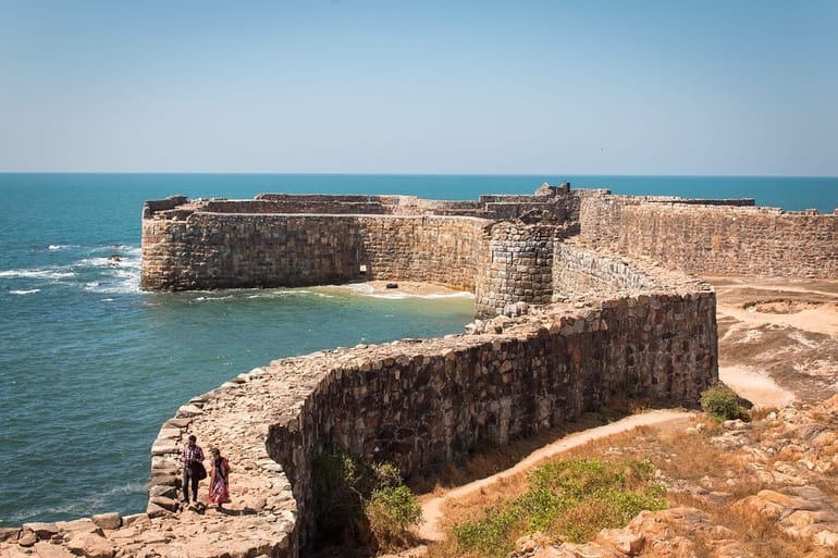 सिंधुदुर्ग किला का इतिहास और घूमने की पूरी जानकारी – Complete information of Sindhudurg Fort in Hindi