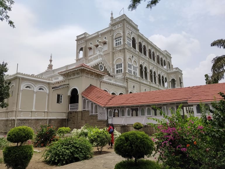 आगा खान पैलेस की वस्तुकला – Architecture of Aga Khan Palace in Hindi
