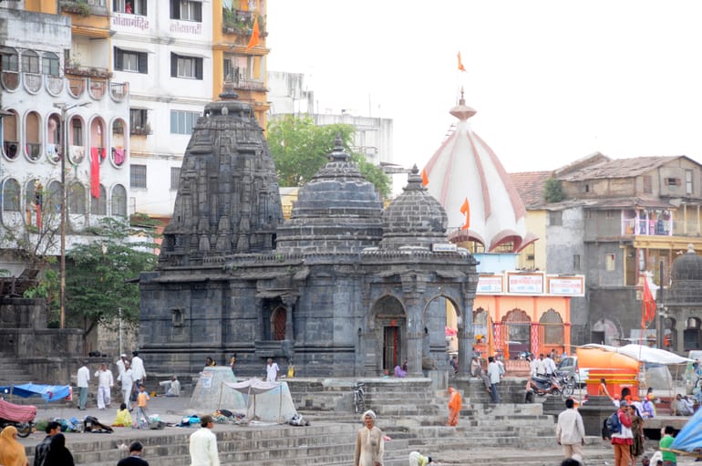 त्र्यंबकेश्वर मंदिर नासिक - Trimbakeshwar Temple Nashik In Hindi