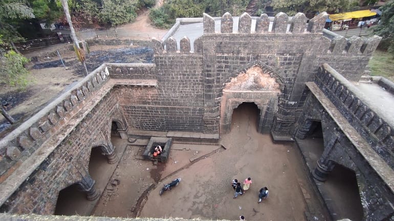पन्हाला किले के अंदर की संरचनाएं – Structures Inside Panhala Fort in Hindi