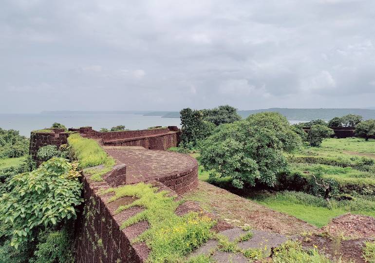 जयगढ़ फोर्ट – Jaigarh Fort in Hindi
